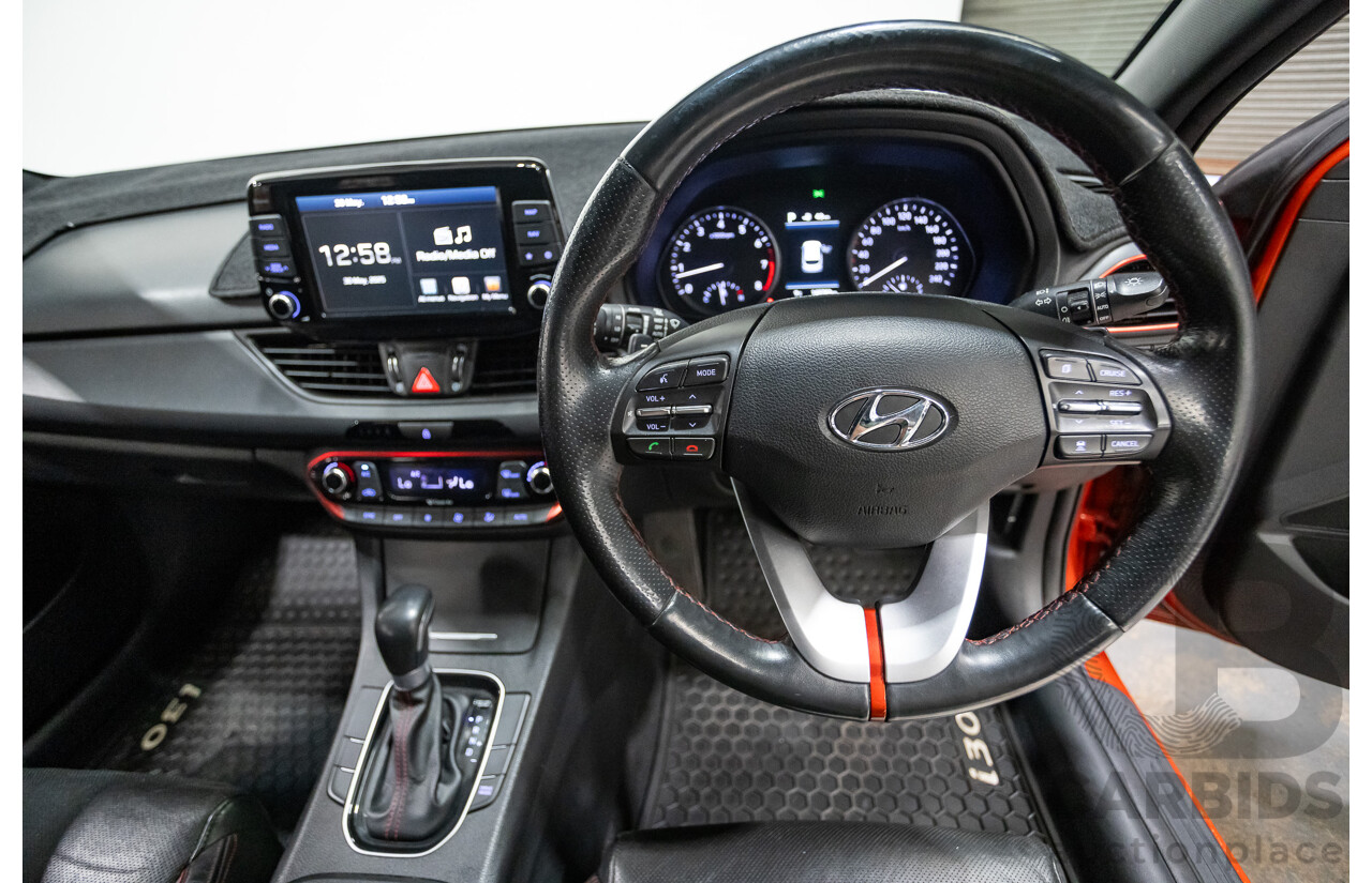 03/2018 Hyundai i30 SR PD 4D Hatchback Pheonix Orange Metallic 1.6L