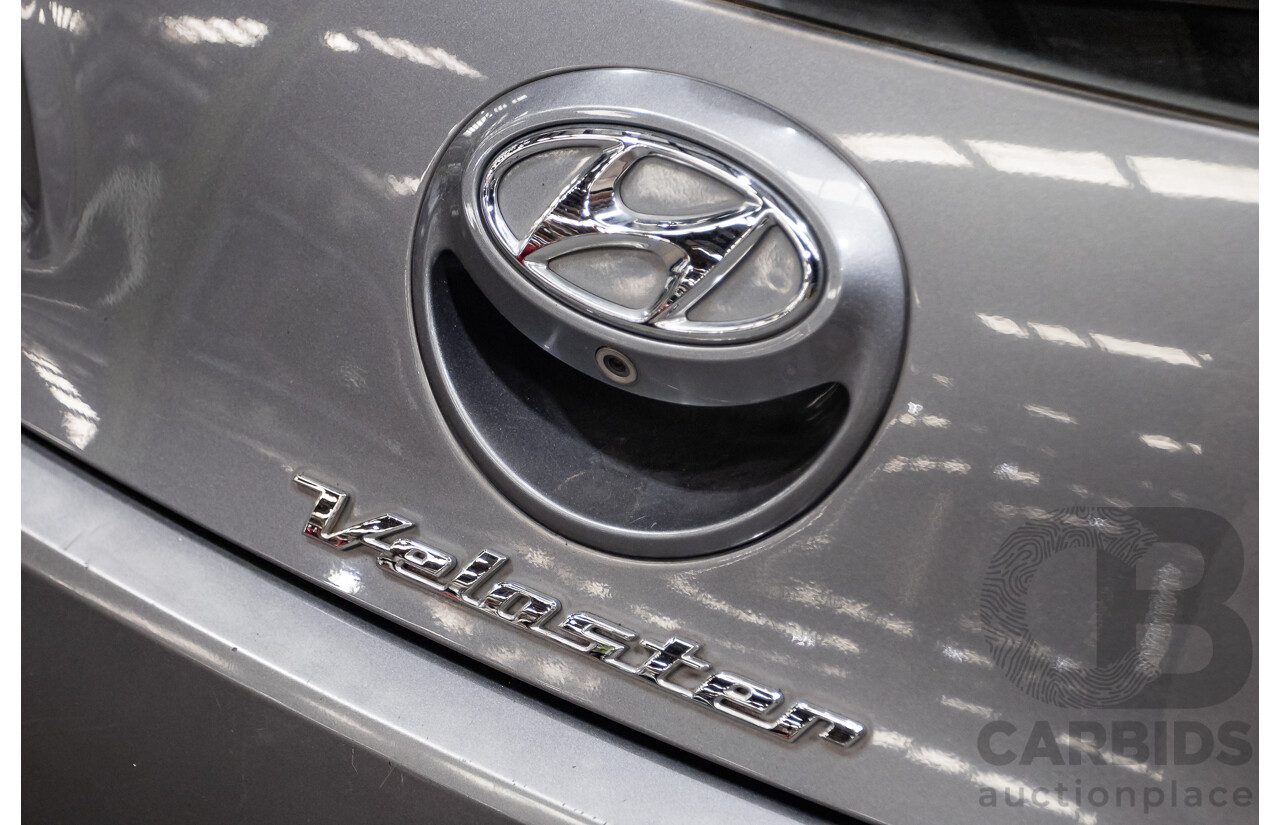 8/2013 Hyundai Veloster Street S.E. FS MY13 3d Coupe Silver Or Chrome 1.6L