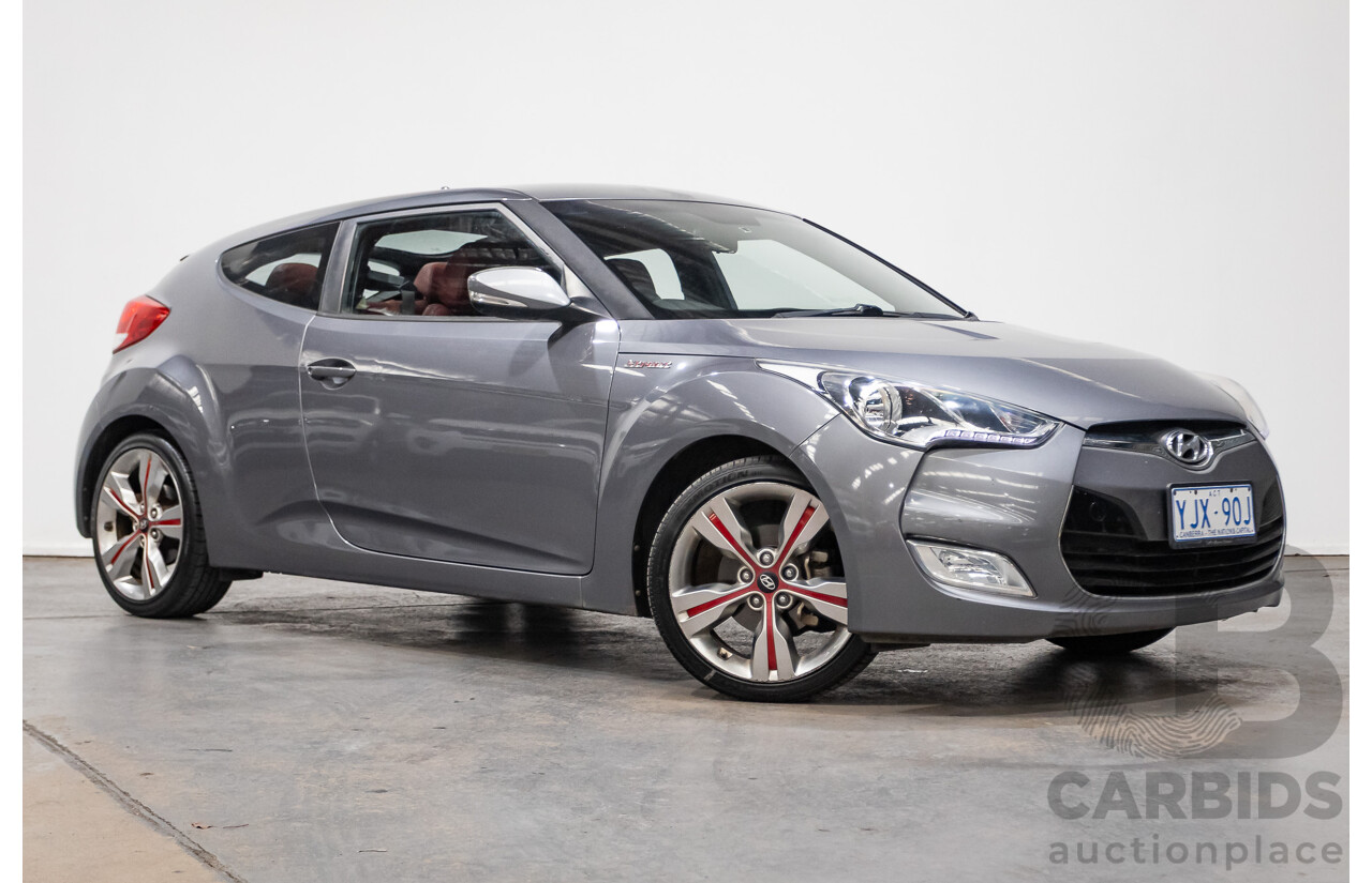 8/2013 Hyundai Veloster Street S.E. FS MY13 3d Coupe Silver Or Chrome 1.6L