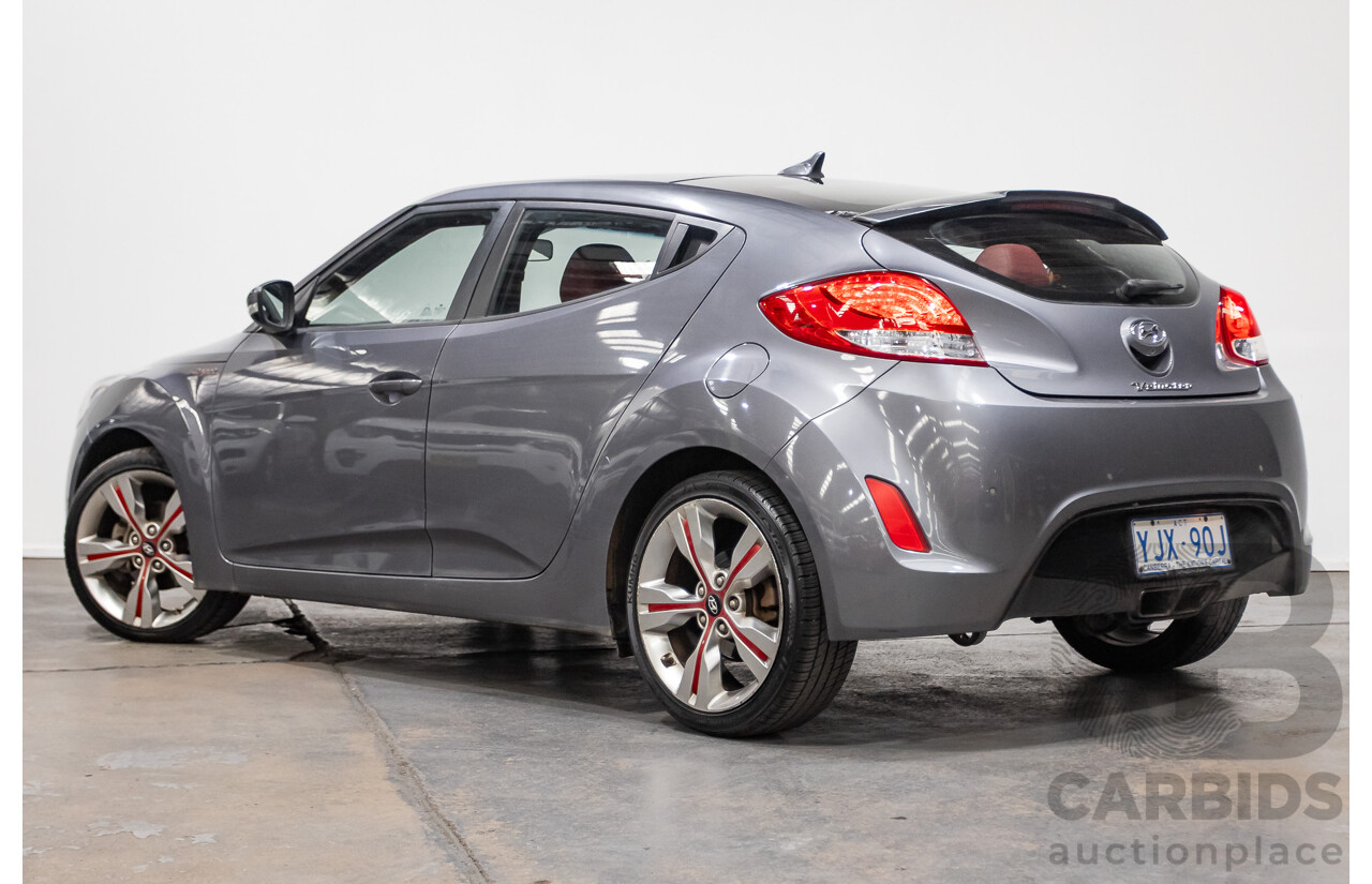 8/2013 Hyundai Veloster Street S.E. FS MY13 3d Coupe Silver Or Chrome 1.6L