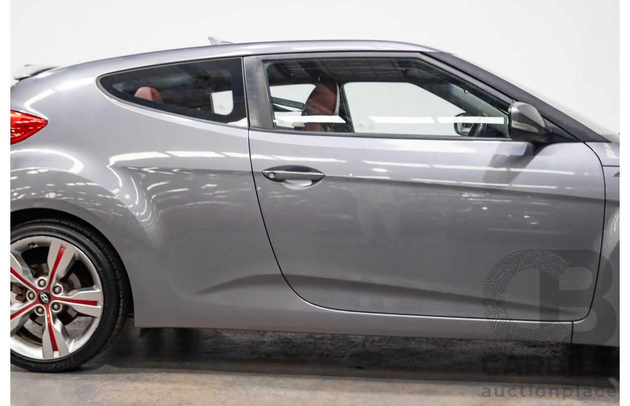8/2013 Hyundai Veloster Street S.E. FS MY13 3d Coupe Silver Or Chrome 1.6L