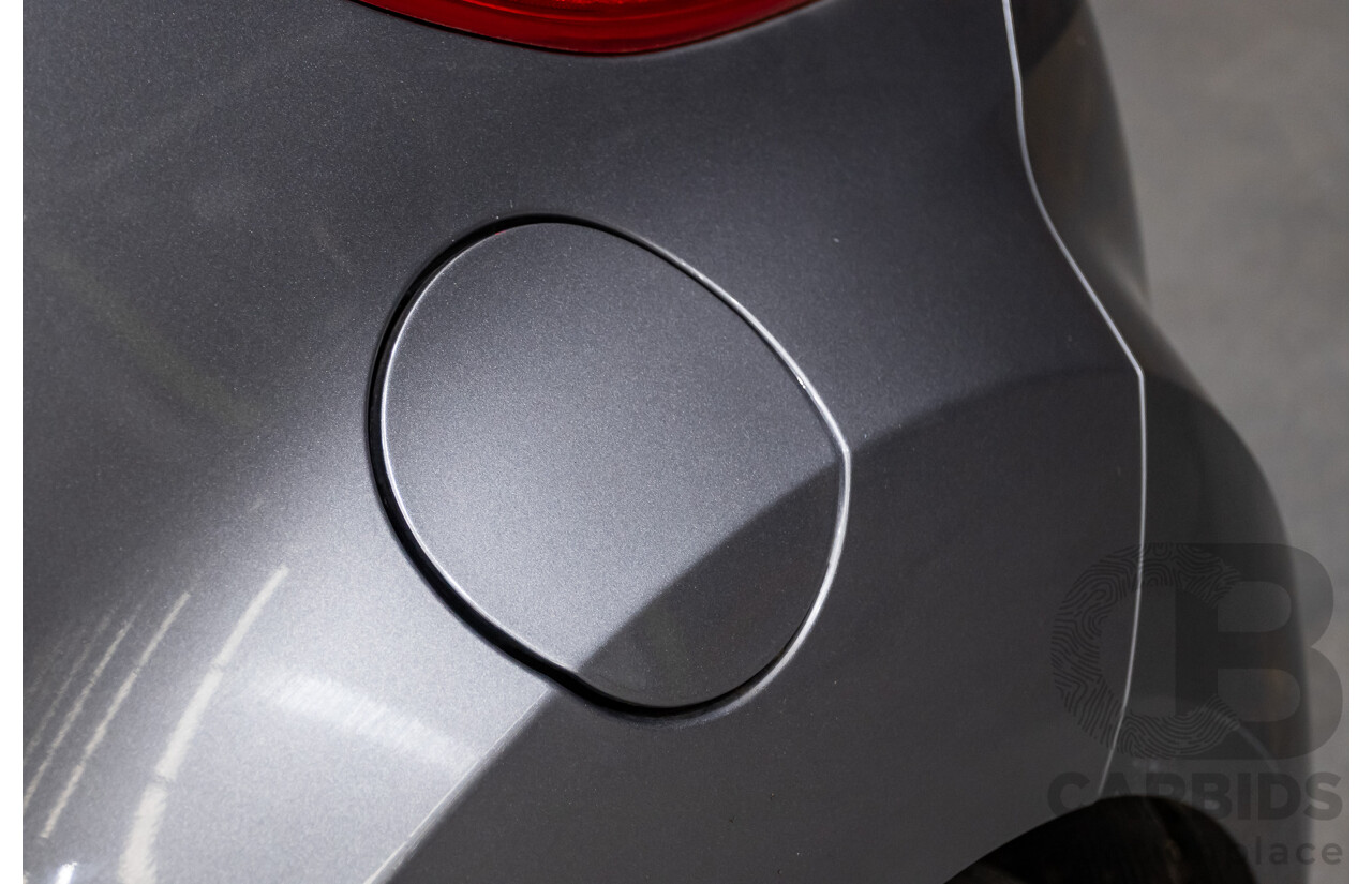 8/2013 Hyundai Veloster Street S.E. FS MY13 3d Coupe Silver Or Chrome 1.6L