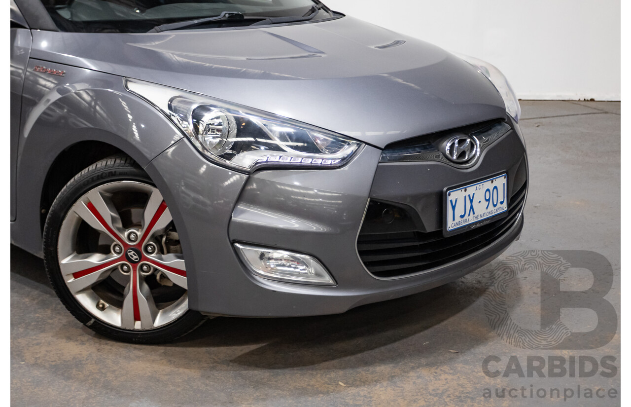 8/2013 Hyundai Veloster Street S.E. FS MY13 3d Coupe Silver Or Chrome 1.6L