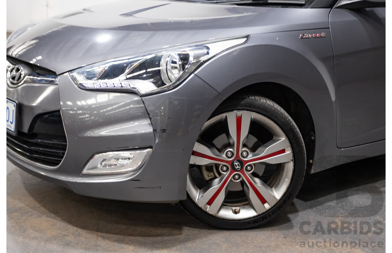 8/2013 Hyundai Veloster Street S.E. FS MY13 3d Coupe Silver Or Chrome 1.6L