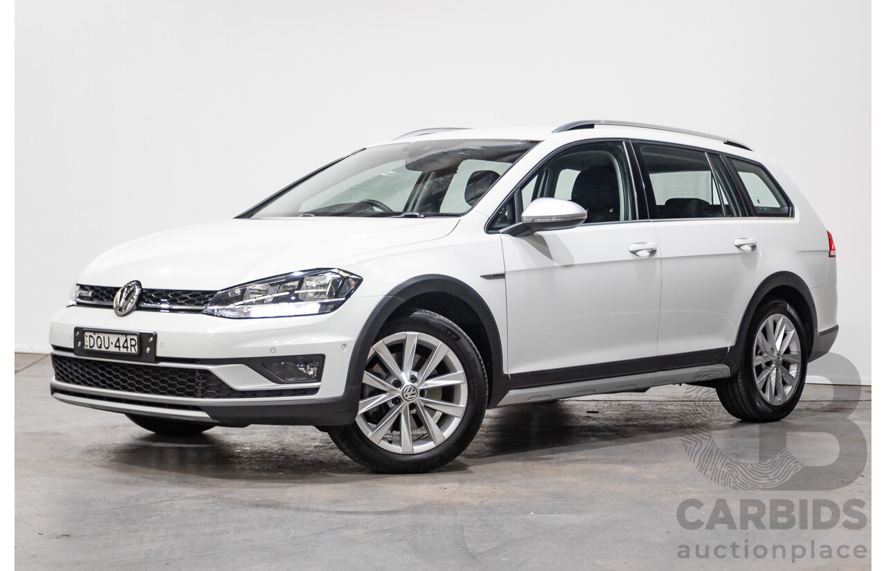10/2017 Volkswagen Golf Alltrack 132 TSI (AWD) Mk7 AU MY17.5 Wagon White Turbo 1.8L
