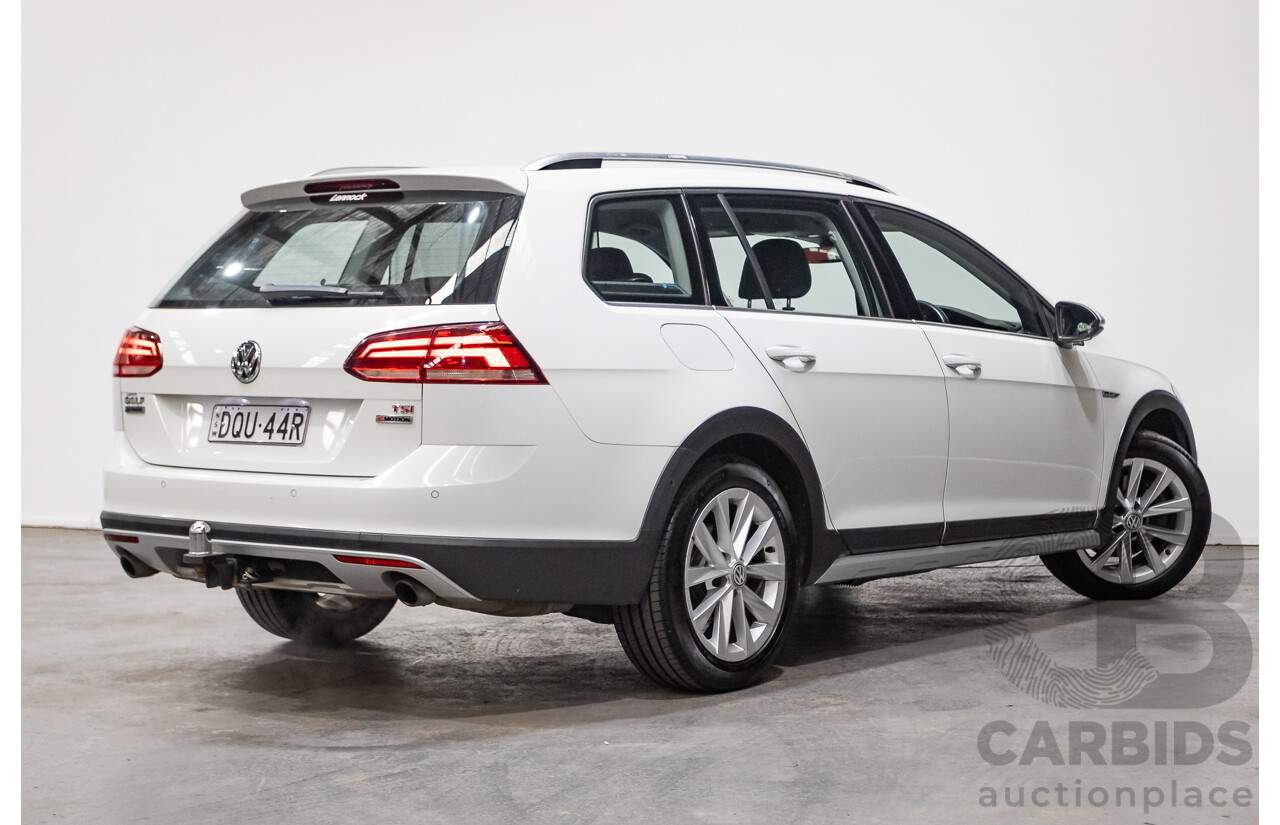10/2017 Volkswagen Golf Alltrack 132 TSI (AWD) Mk7 AU MY17.5 Wagon White Turbo 1.8L