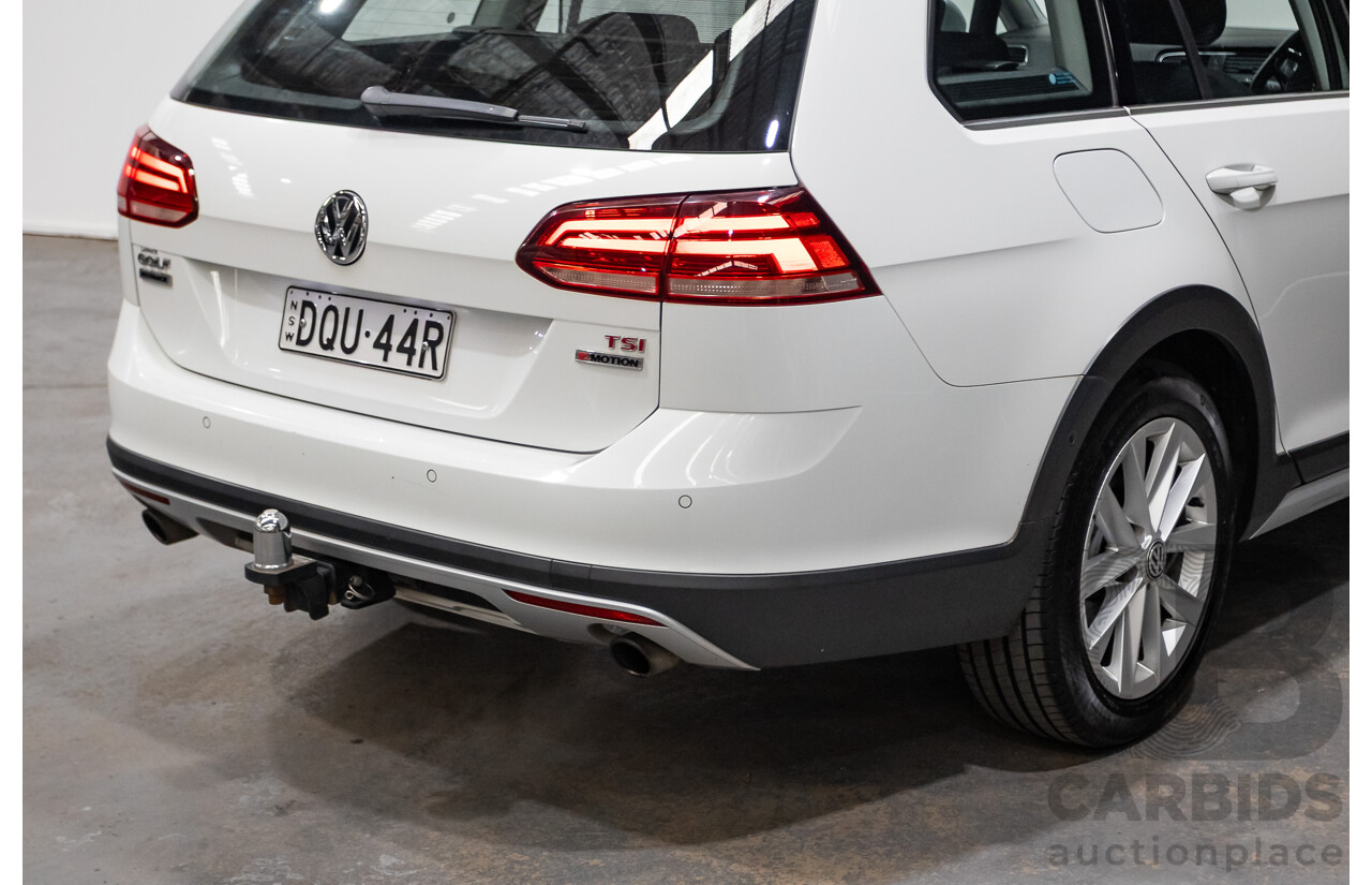 10/2017 Volkswagen Golf Alltrack 132 TSI (AWD) Mk7 AU MY17.5 Wagon White Turbo 1.8L