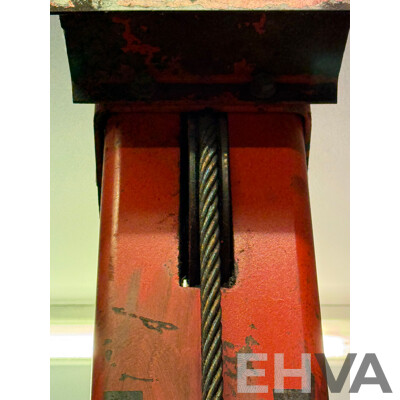 2500kg Two Post Car Hoist