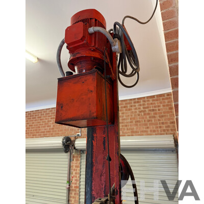 2500kg Two Post Car Hoist
