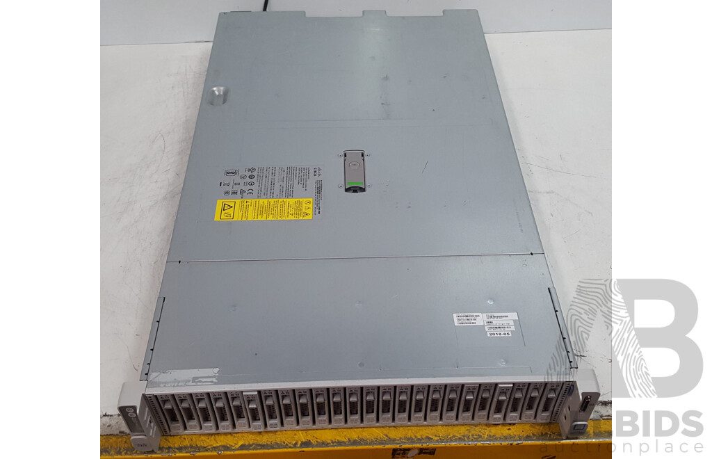 Cisco (BE7000H) UCS C240 M55X Dual Intel Xeon GOLD (6132) 2.60GHz-3.70GHz 14-Core CPU 2RU Server w/ 16GB DDR4