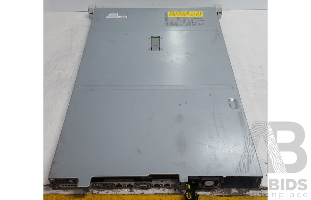 Cisco (BE6000M) UCS C220 M55X Intel Xeon SILVER (4114) 2.20GHz-3.00GHz 10-Core CPU 1RU Server w/ 4GB DDR4