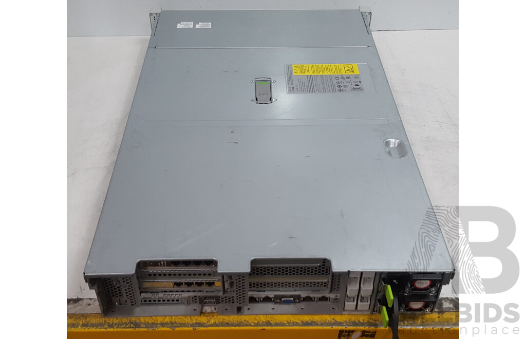 Cisco (BE7000H) UCS C240 M55X Dual Intel Xeon SILVER (4114) 2.20GHz-3.00GHz 10-Core CPU 2RU Server w/ 16GB DDR4