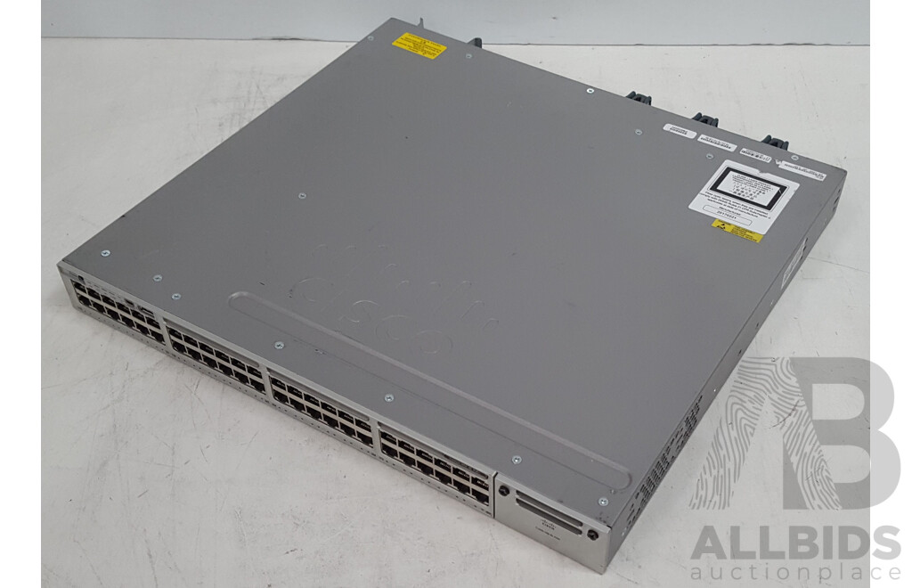 Cisco (WS-C3850-48P-S) Catalyst 3850-48-PoE+ 48-Port Gigabit Switch