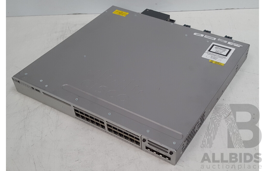 Cisco (WS-C3850-24U-L) Catalyst 3850 24 UPOE 24-Port Gigabit Ethernet Switch