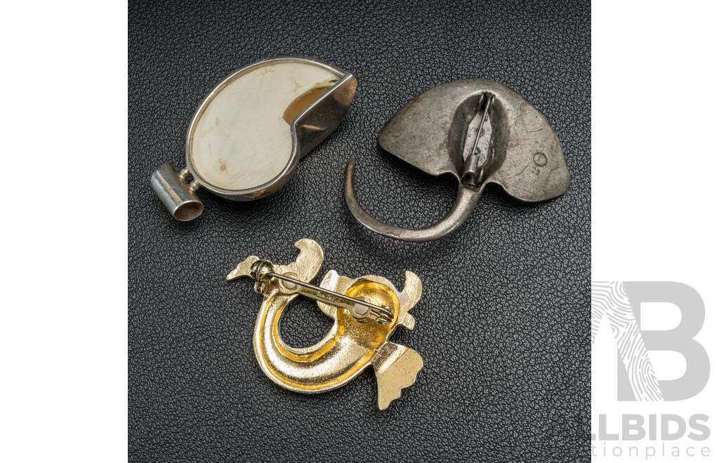 Vintage Pewter Stingray Brooch, Sterling Silver Nautilus Shell Pendant & Enamel Fish Brooch