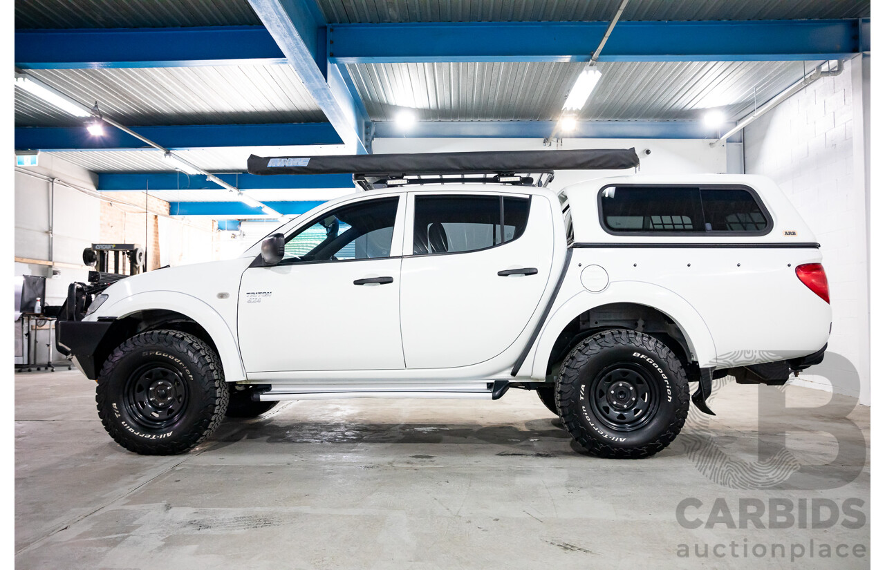 03/2011 Mitsubishi Triton GL-R (4x4) MN MY11 Double Cab Utility Solid White Turbo Diesel 2.5L