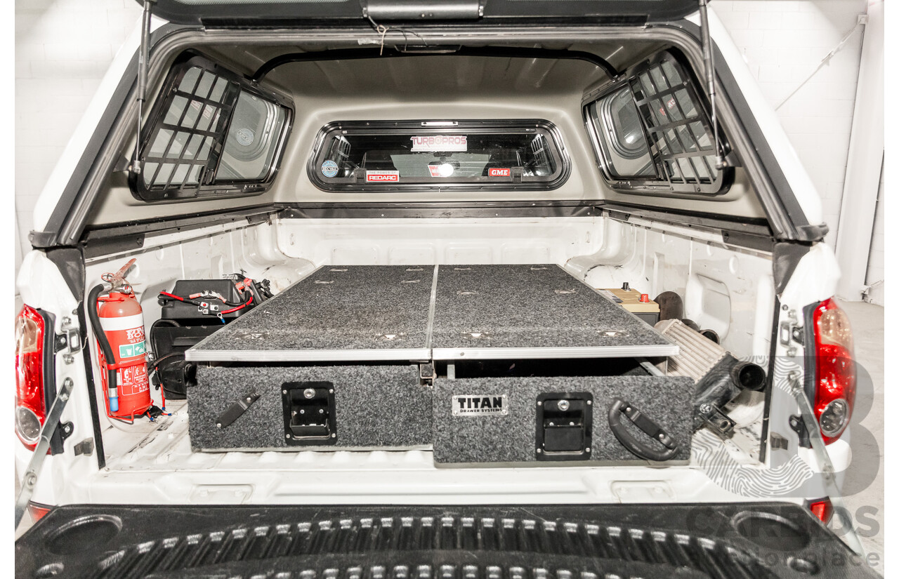 03/2011 Mitsubishi Triton GL-R (4x4) MN MY11 Double Cab Utility Solid White Turbo Diesel 2.5L