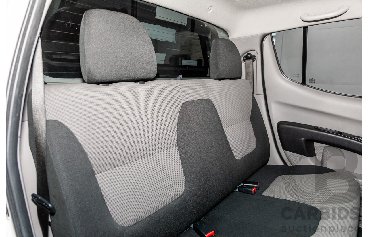 03/2011 Mitsubishi Triton GL-R (4x4) MN MY11 Double Cab Utility Solid White Turbo Diesel 2.5L