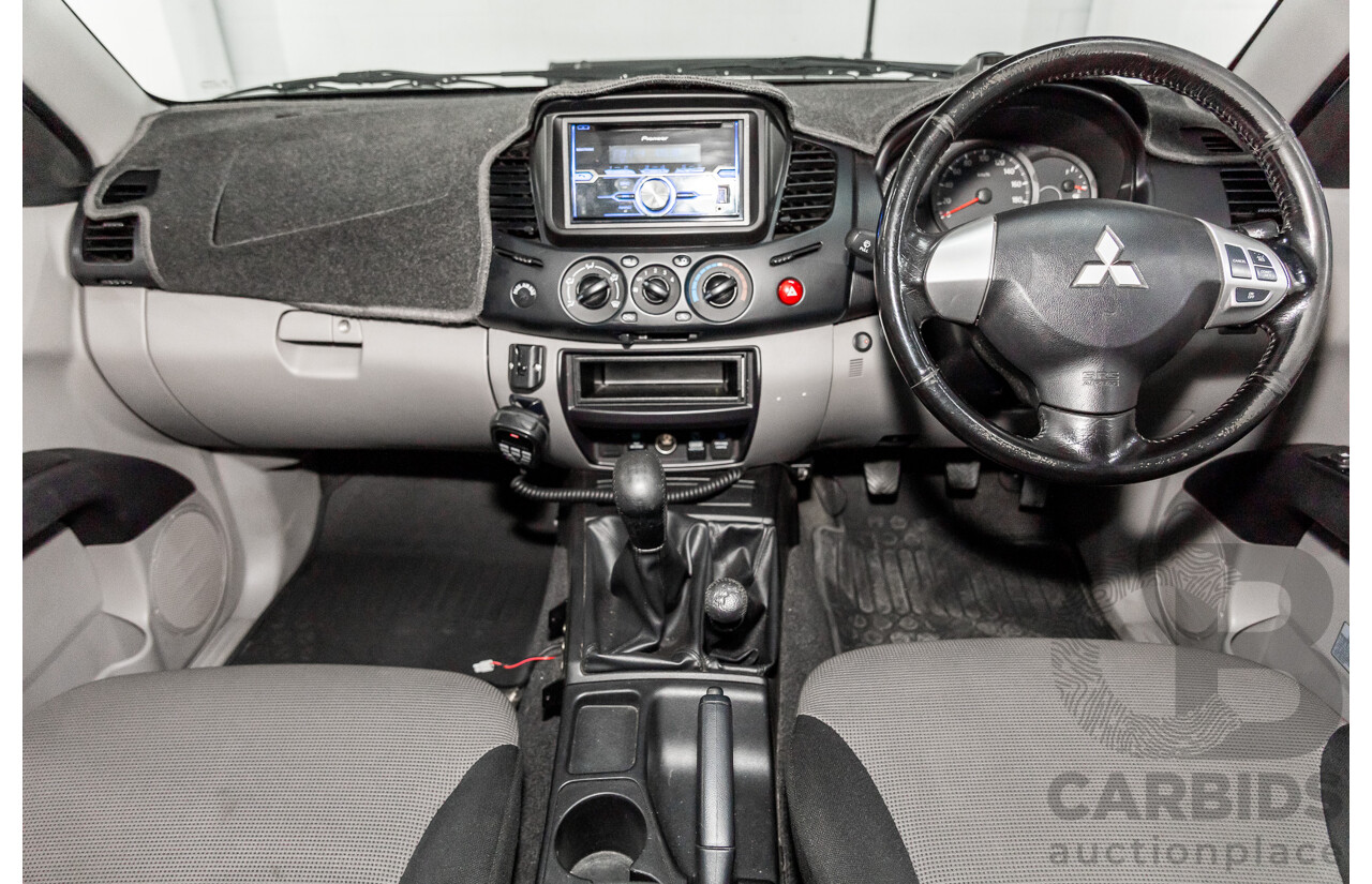 03/2011 Mitsubishi Triton GL-R (4x4) MN MY11 Double Cab Utility Solid White Turbo Diesel 2.5L