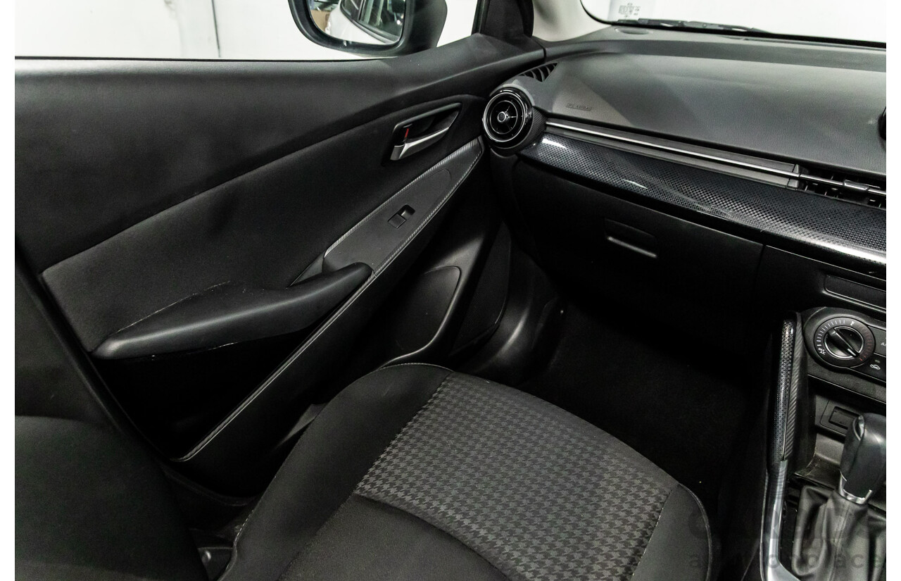 2017 Mazda Mazda2 Maxx (FWD) DJ MY16 5d Hatchback Snowflake White Pearl 1.5L