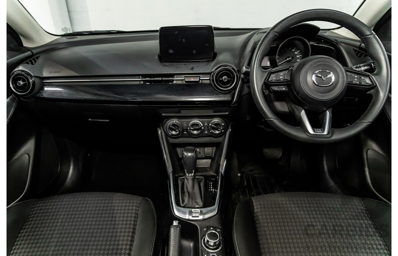 2017 Mazda Mazda2 Maxx (FWD) DJ MY16 5d Hatchback Snowflake White Pearl 1.5L