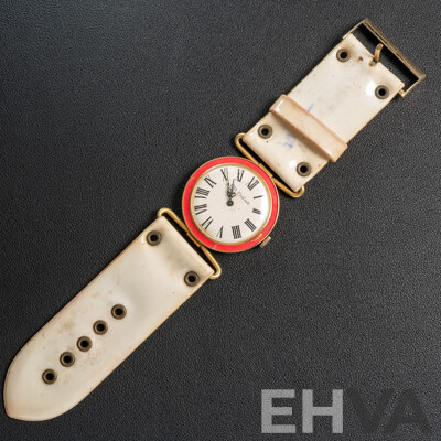 Vintage 1967 Old England an Original Design by Richard Loftus Pop Art Watch with Original Box