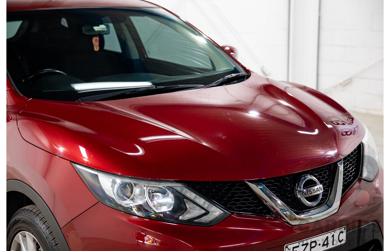 01/2016 Nissan Qashqai ST (FWD) J11 4d Wagon Magnetic Red Metallic 2.0L