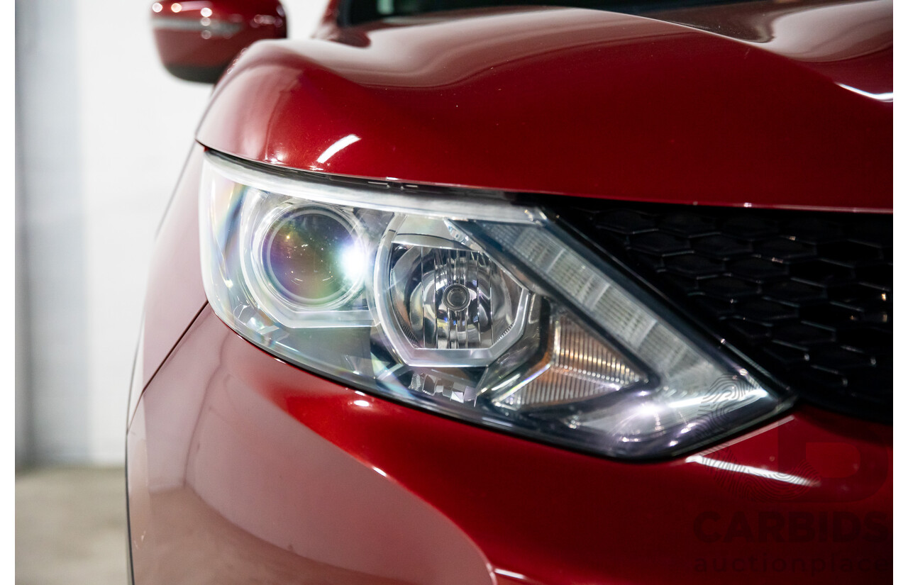 01/2016 Nissan Qashqai ST (FWD) J11 4d Wagon Magnetic Red Metallic 2.0L