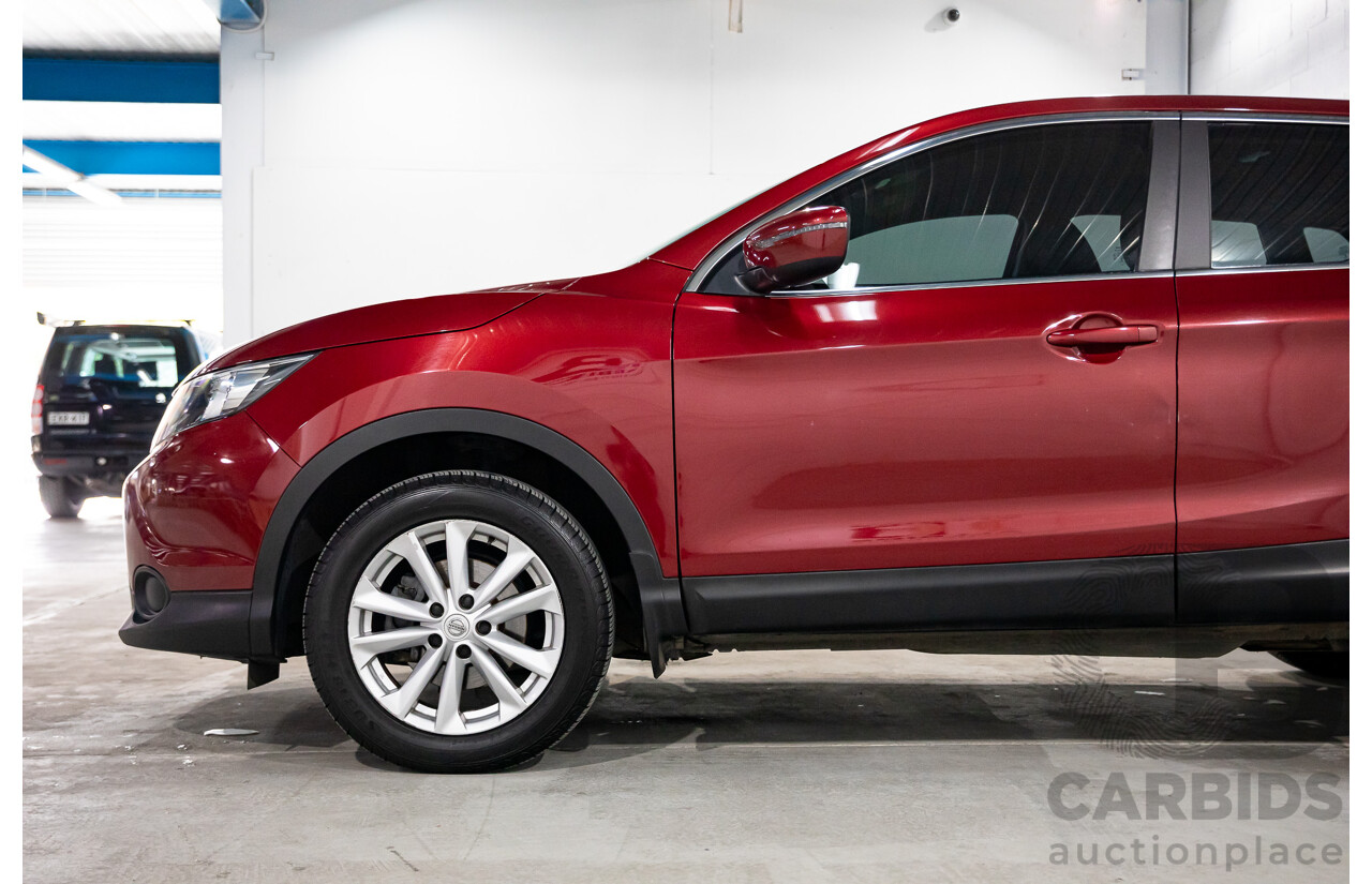 01/2016 Nissan Qashqai ST (FWD) J11 4d Wagon Magnetic Red Metallic 2.0L