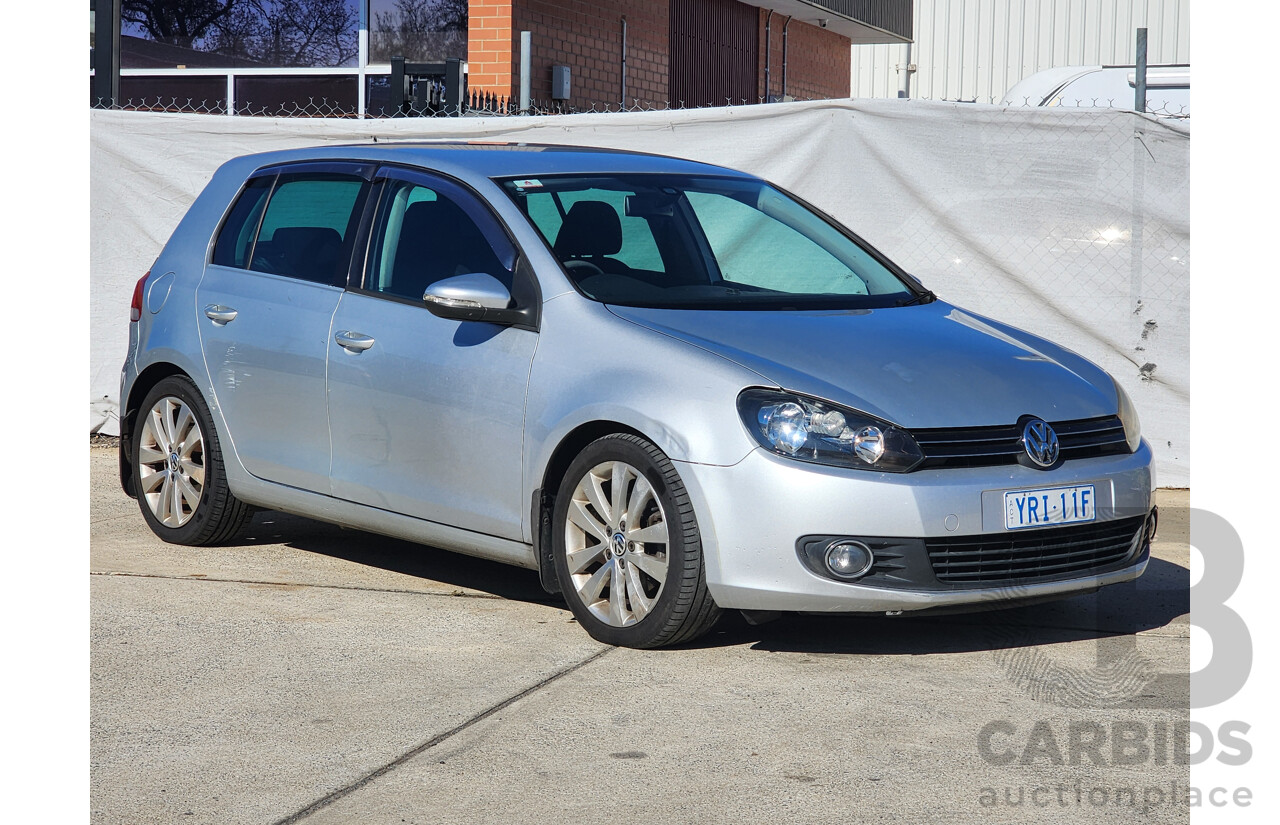 2/2009 Volkswagen Golf 2.0 TDI 1K MY09 5d Hatchback Silver 2.0L
