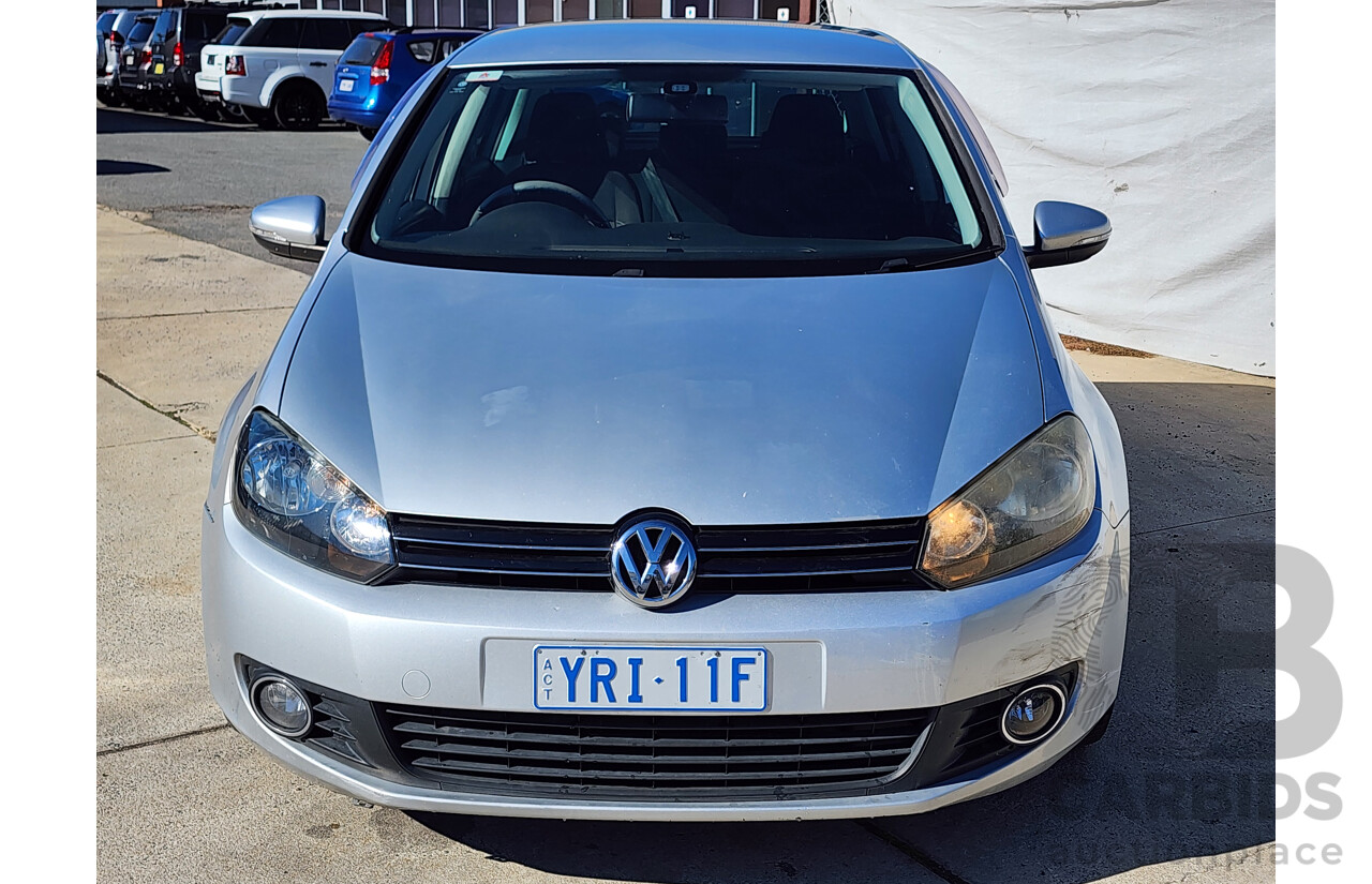2/2009 Volkswagen Golf 2.0 TDI 1K MY09 5d Hatchback Silver 2.0L