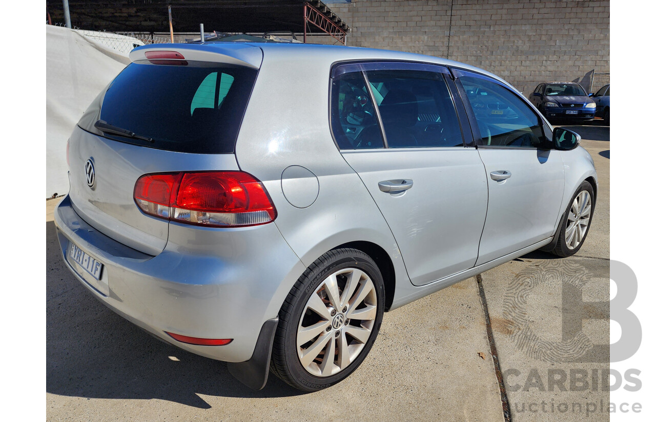 2/2009 Volkswagen Golf 2.0 TDI 1K MY09 5d Hatchback Silver 2.0L