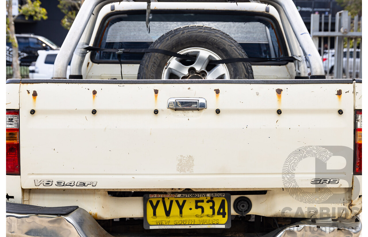 8/2003 Toyota Hilux SR5 (4x4) VZN167R Dual Cab P/Up Vanilla White V6 3.4L