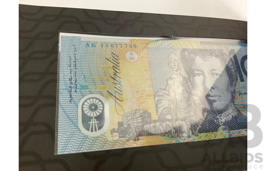 Australian 2015 and 2017 $10 Notes