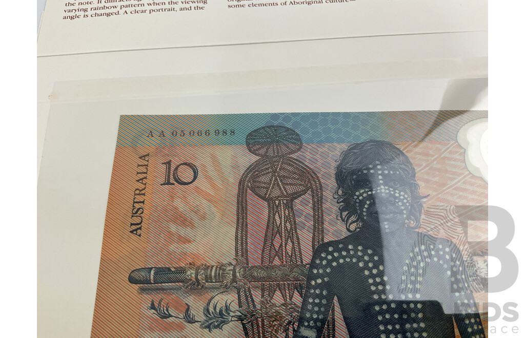 Australian 1988 Two consecutive commemorative $10 notes, AA 05066988/9. Renniks A01. 