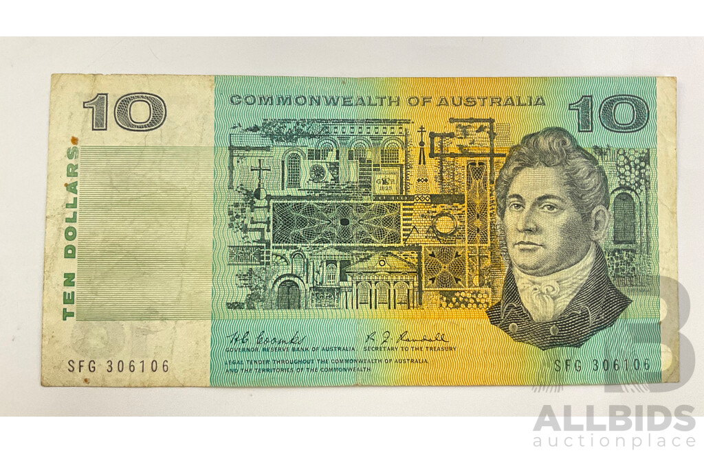 Australian 1967 $10 Note Coombs Randall R302, SFG 306106 VF
