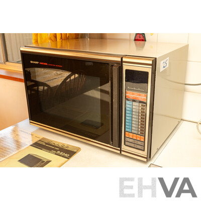 1983 Circa, Vintage Sharp Carousel Convection R-8340 Microwave Oven