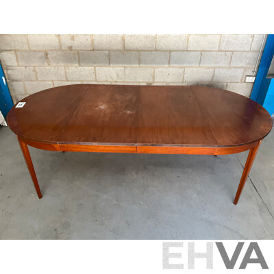Circular 2 Leaf Extendable Dining Table
