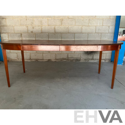 Circular 2 Leaf Extendable Dining Table
