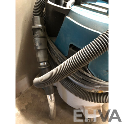 Makita VC3012M 30 Litre Wet and Dry Dust Extraction Vacuum Cleaner