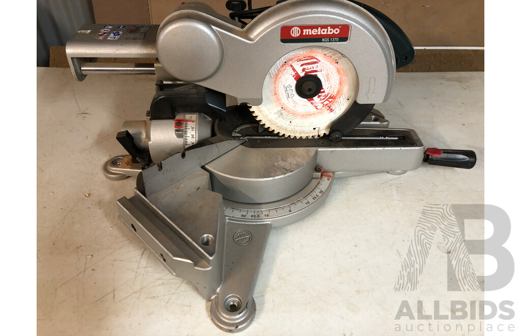 Metabo 216mm Crosscut and Mitre Saw Model KGS 1370