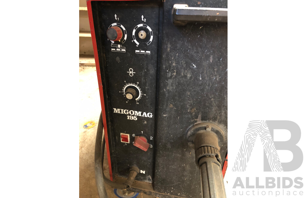 MigoMag 195 MIG Welder with Gas Cylinder