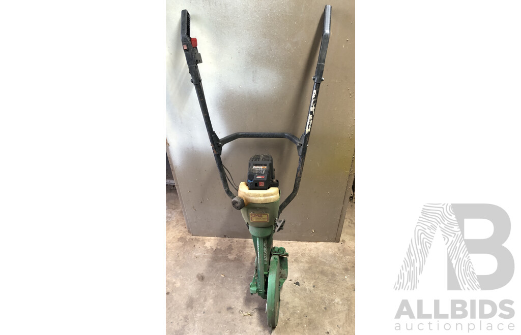 Atom Two Stroke Petrol Lawn Edger