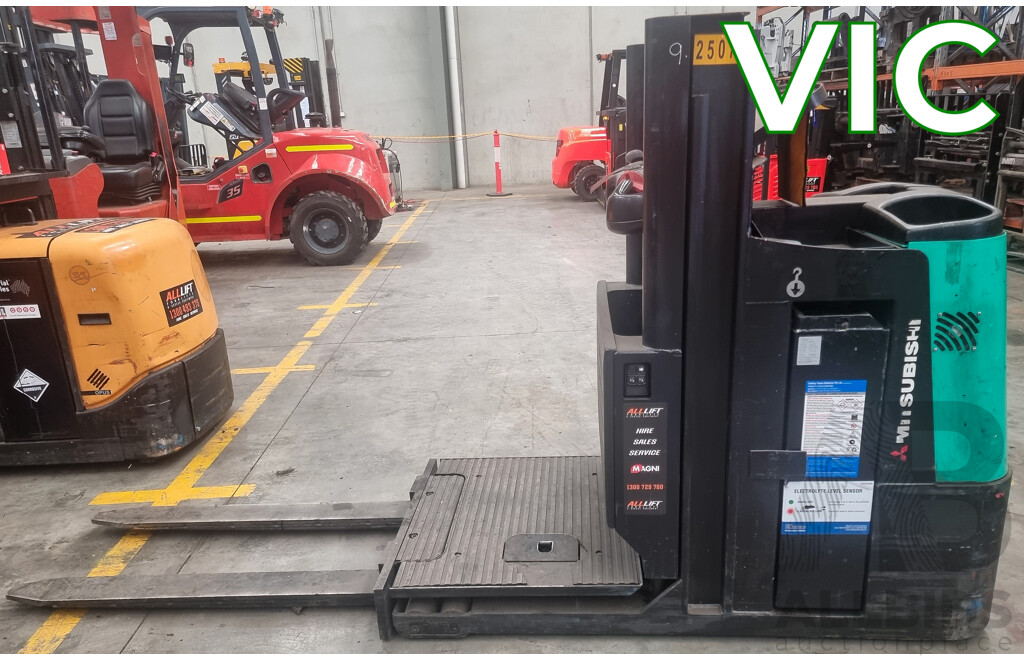 2013, 1.3 Tonne Mitsubishi - OPBL10N, Stock Picker