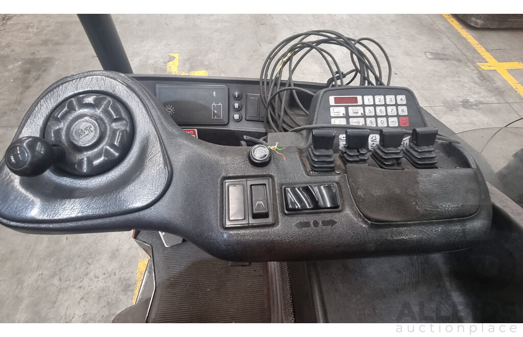 1999, BT - RRB2, 1.6 Tonne Stock Picker - 8.5M FSV !!!Scrap Only!!!