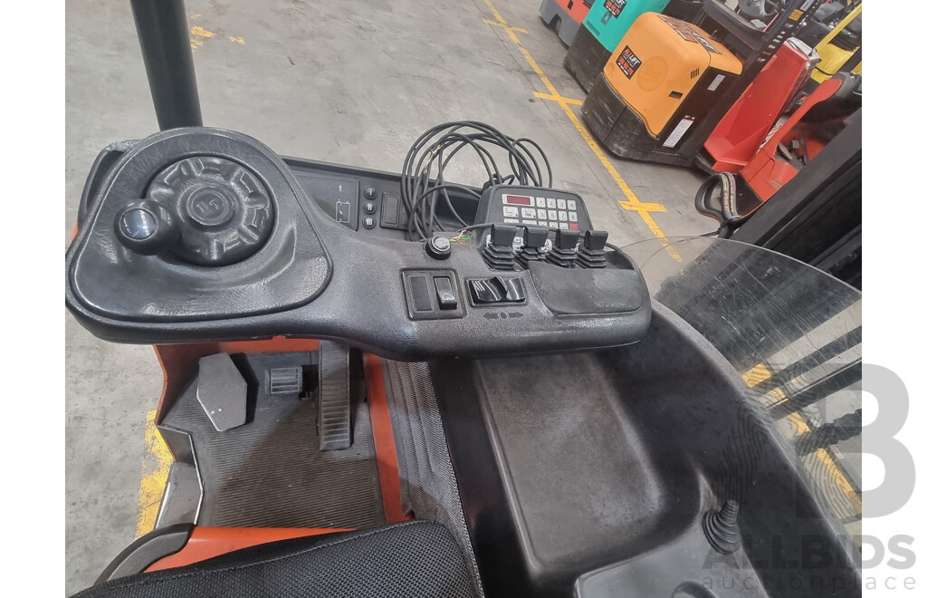 1999, BT - RRB2, 1.6 Tonne Stock Picker - 8.5M FSV !!!Scrap Only!!!