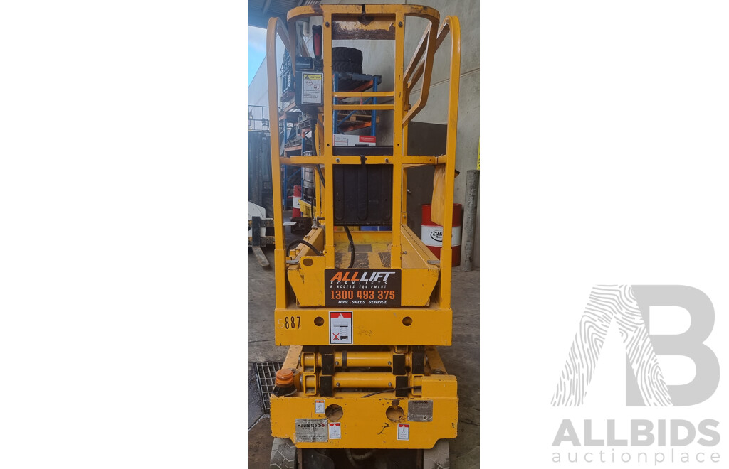 08/2015, 20ft Haulotte 8 Electric Scissor Lift - 6.27m FSV