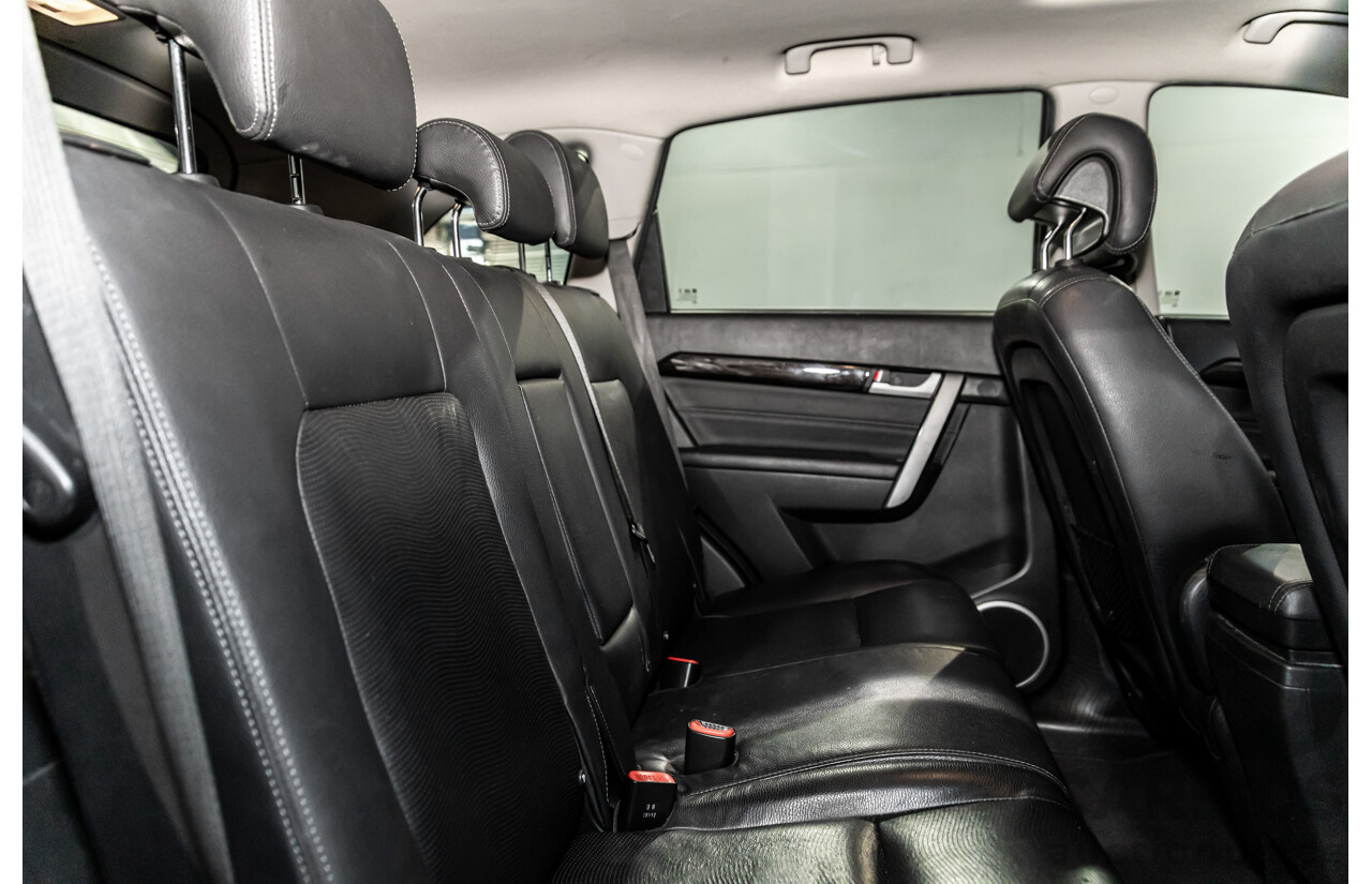 9/2015 Holden Captiva 7 LTZ (AWD) CG MY15 4d Wagon Carbon Flash Metallic Turbo Diesel 2.2L - 7 Seater