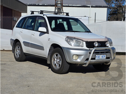 8/2004 Toyota Rav4 CV (4x4) ACA23R 4d Wagon White 2.4L