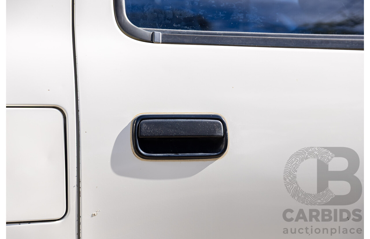 5/2003 Toyota Hilux (4x4) LN167R Dual Cab P/Up Vanilla White Diesel 3.0L
